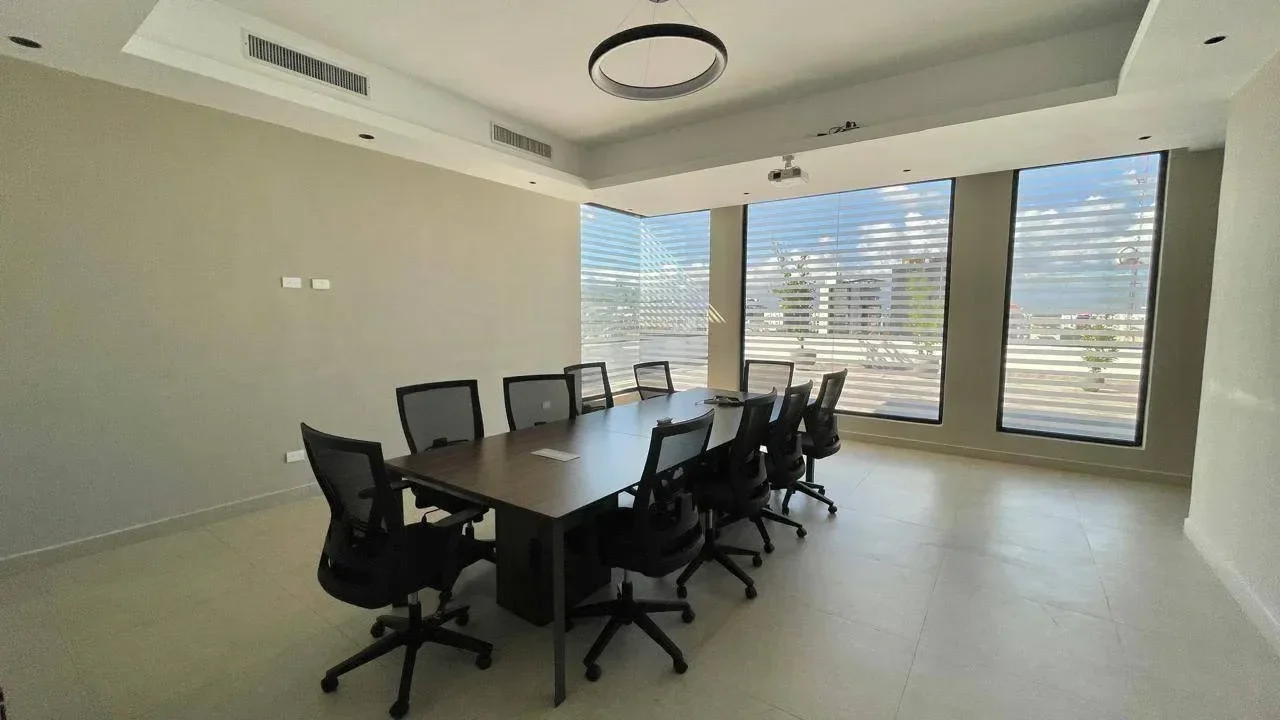 Local commercial à Bella Vista, 45 m² à louer - 5