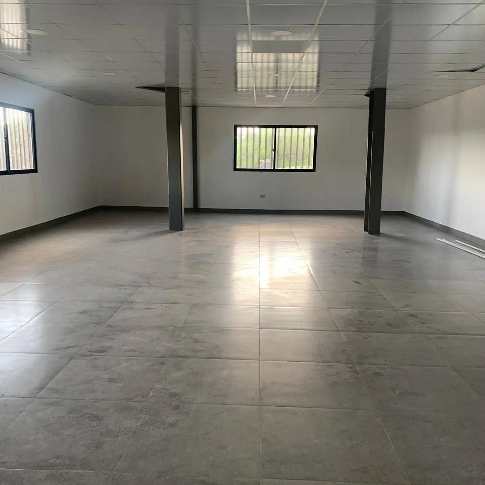 Gazcue: local comercial · 90.55 m² en alquiler - 3