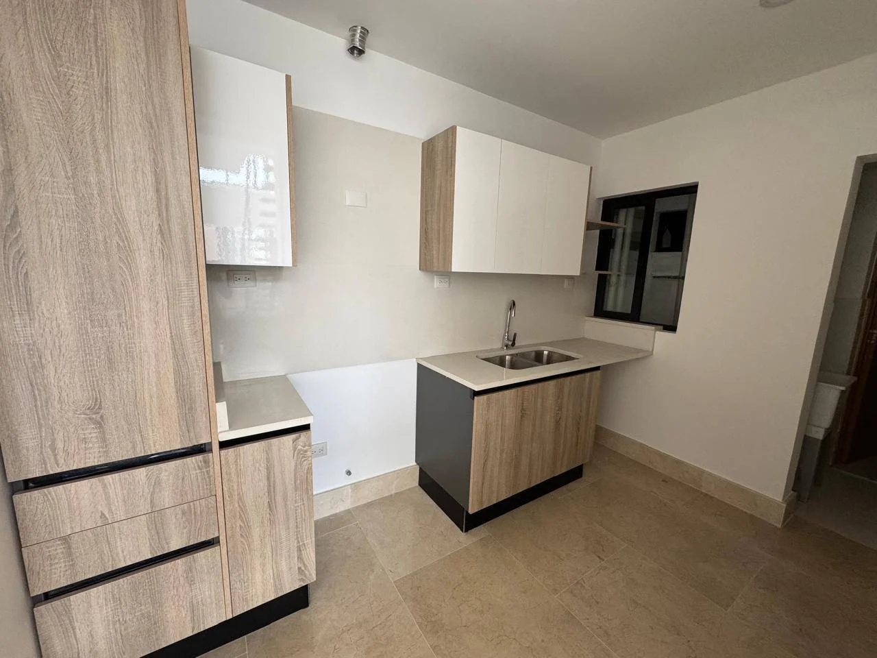 Bella Vista: apartamento 2 hab. · 170 m² en venta