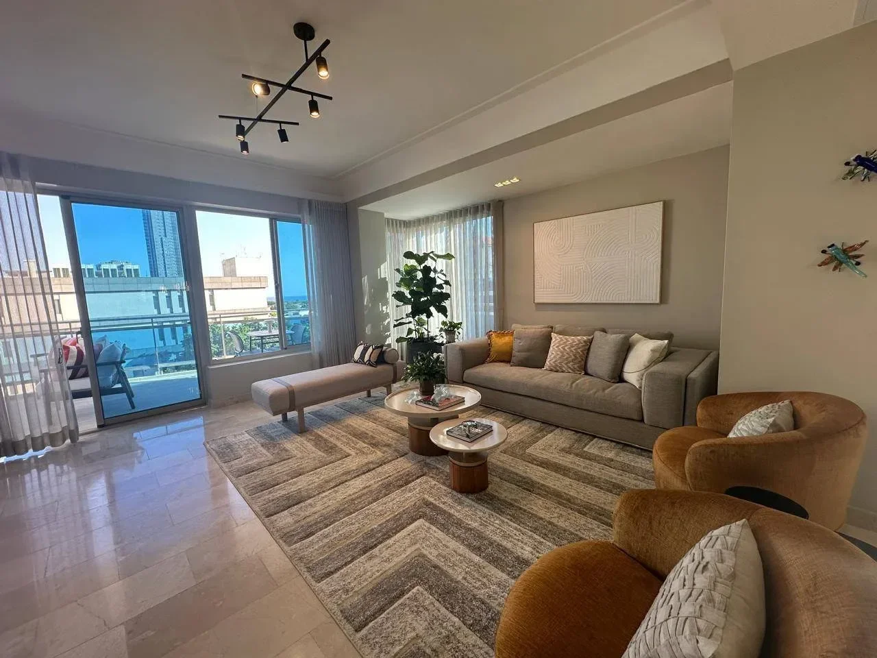 Apartamento en venta — Urbanización Real, Santiago de los Caballeros (3 hab.) - 4