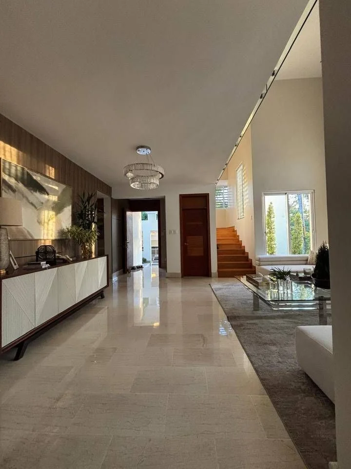Maison de 4 chambres à vendre à Cuesta Brava, Santo Domingo D.N. - 2
