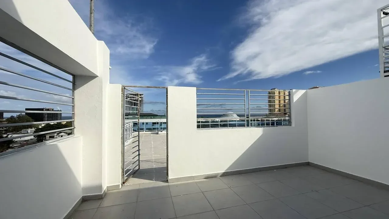 Penthouse de 3 habitaciones en venta en Gazcue, Distrito Nacional - 2