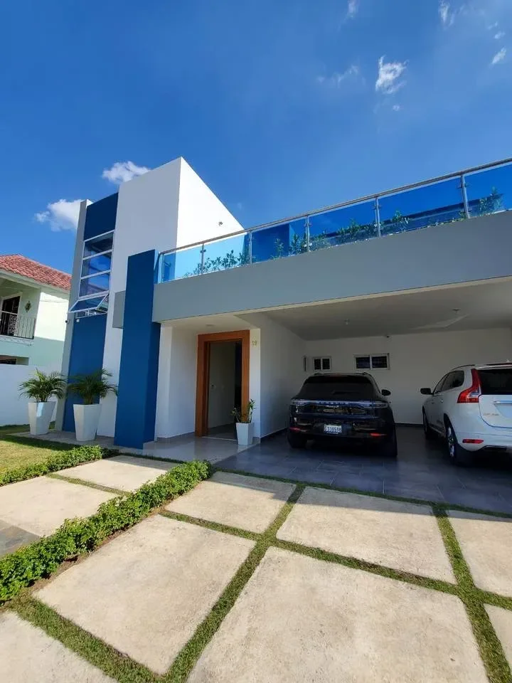 Santiago: maison 4 ch. · 330 m² à vendre - 2