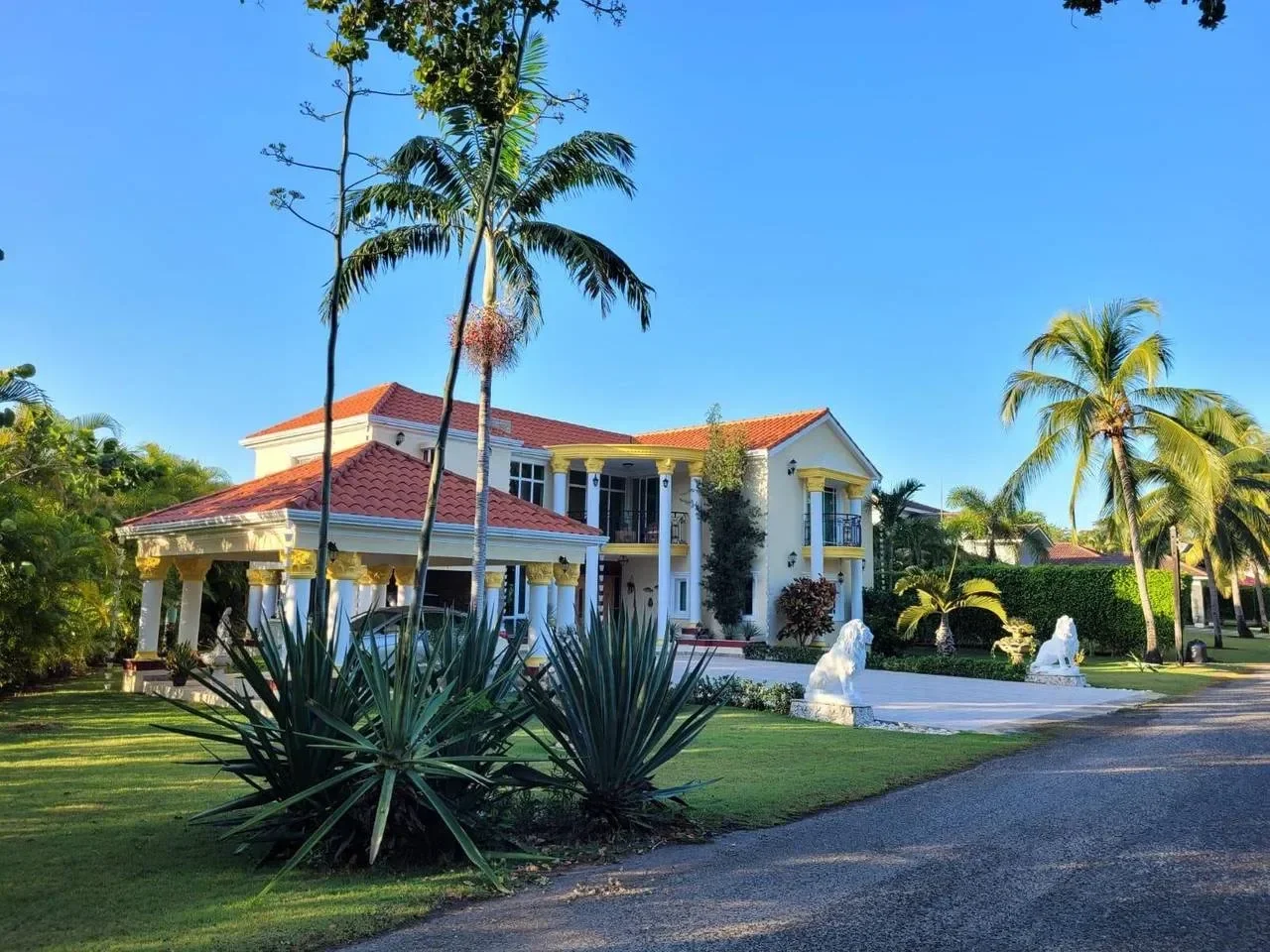 Villa de 5 habitaciones en venta en Jarabacoa, Jarabacoa - 2
