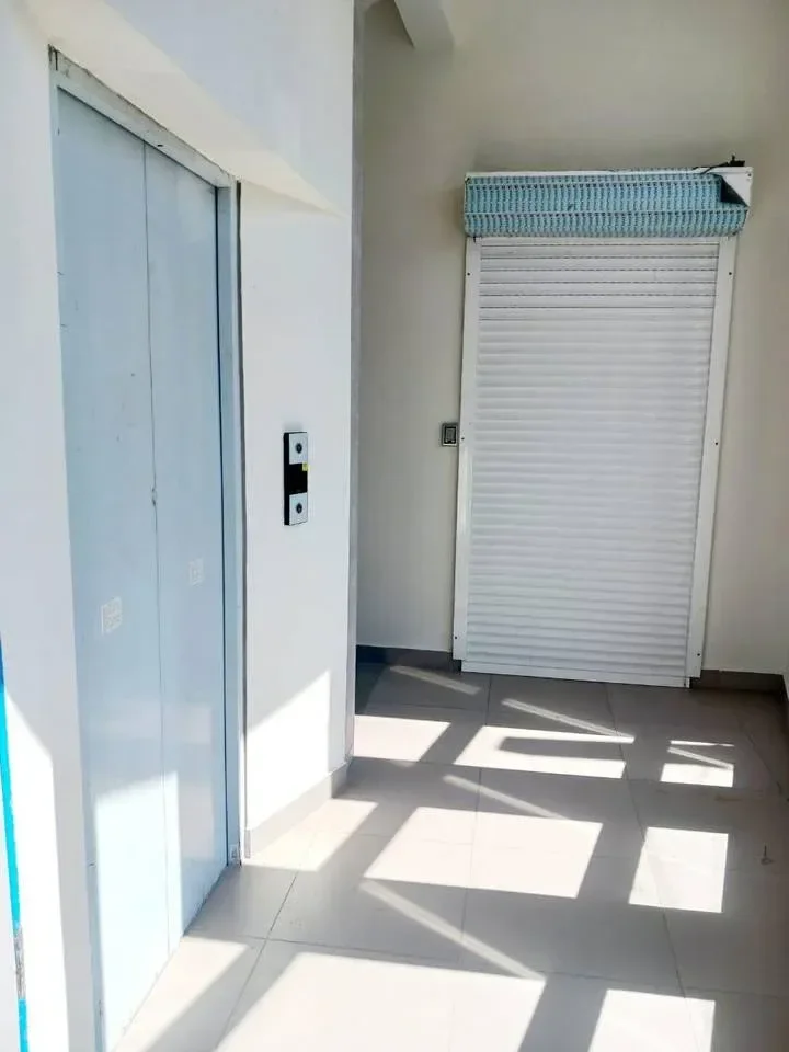 Local comercial de 1 habitaciones en alquiler en Ensanche Ozama, Santo Domingo Este - 2