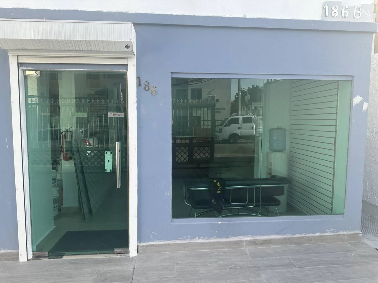 Locales Comerciales en Alquiler , Evaristo Morales - 2