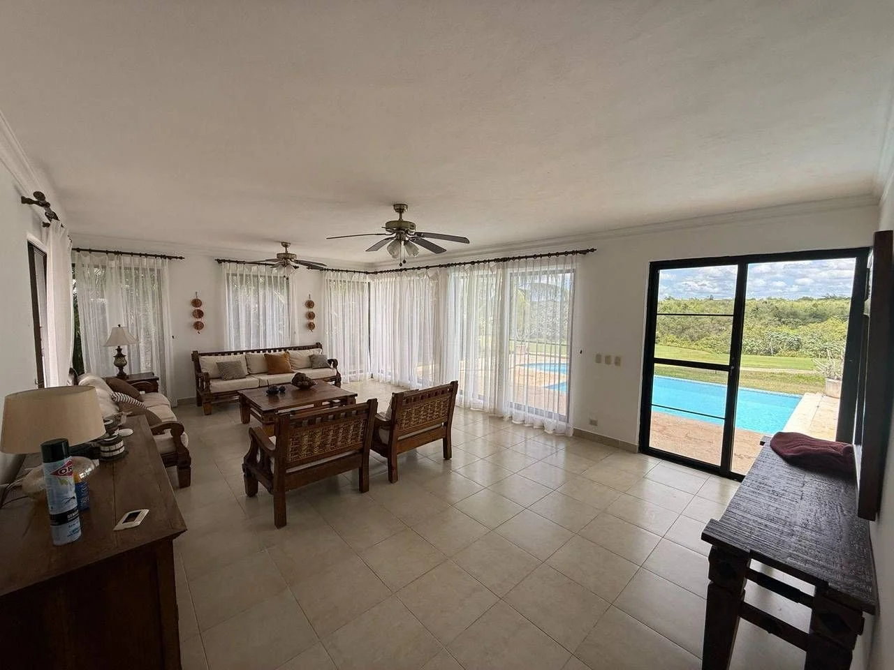 Villa en venta — La Romana, La Romana (4 hab.)