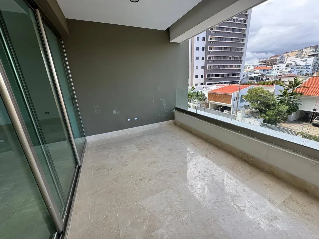 Apartamento de 3 habitaciones en alquiler en Los Cacicazgos, Santo Domingo D.N. - 3