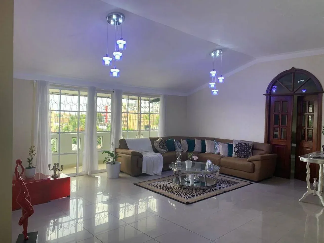 Apartamento en venta — Ensanche Ozama, Santo Domingo Este (3 hab.)