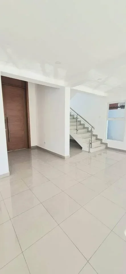 Villa en Caleta, 200 m² en venta