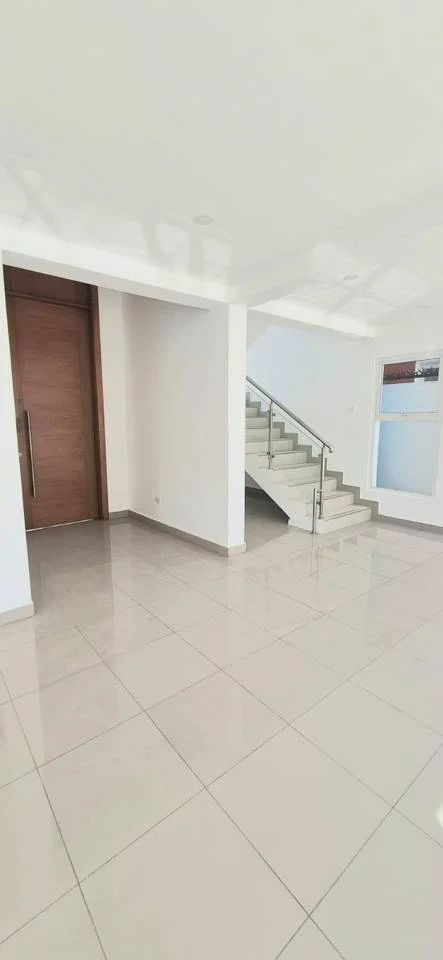 Villa en Caleta, 200 m² en venta