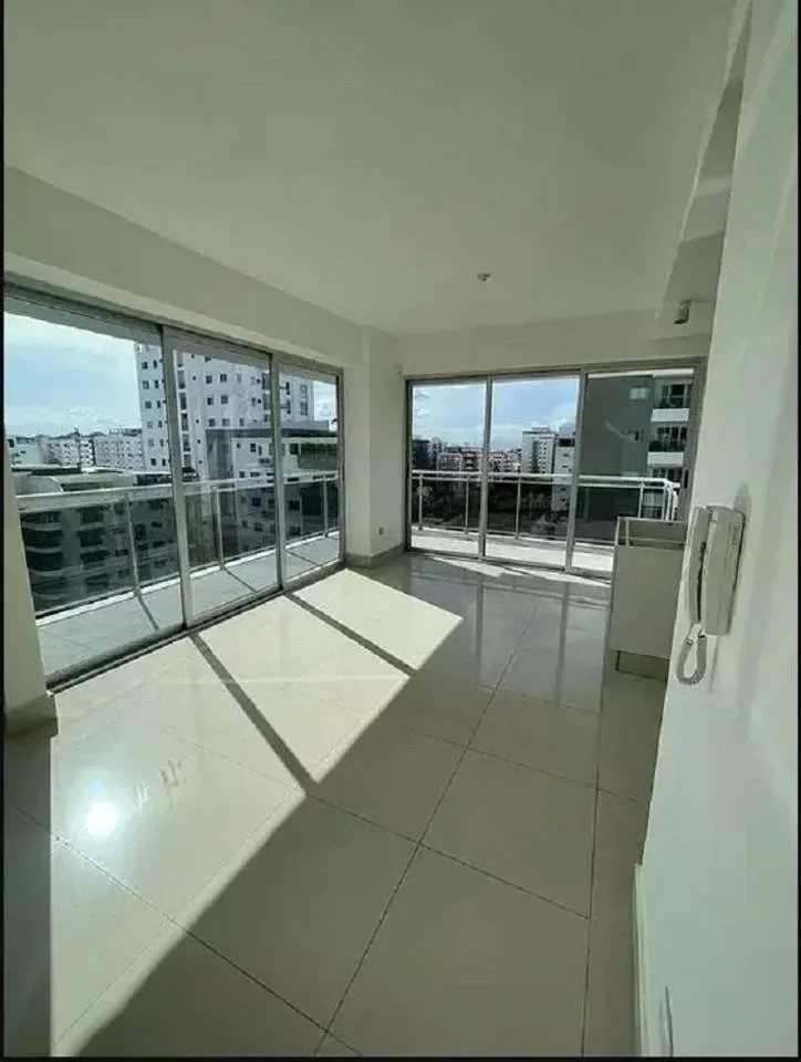 Penthouse en venta — Evaristo Morales, Distrito Nacional (3 hab.)