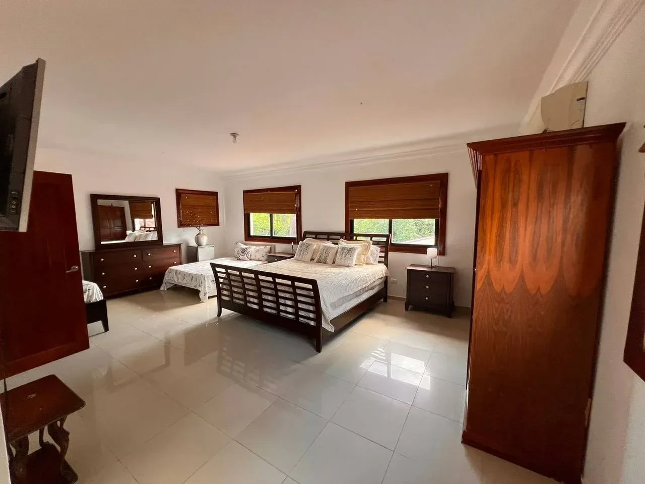 Metro Country Club: villa 4 hab. · 850 m² en venta - 5