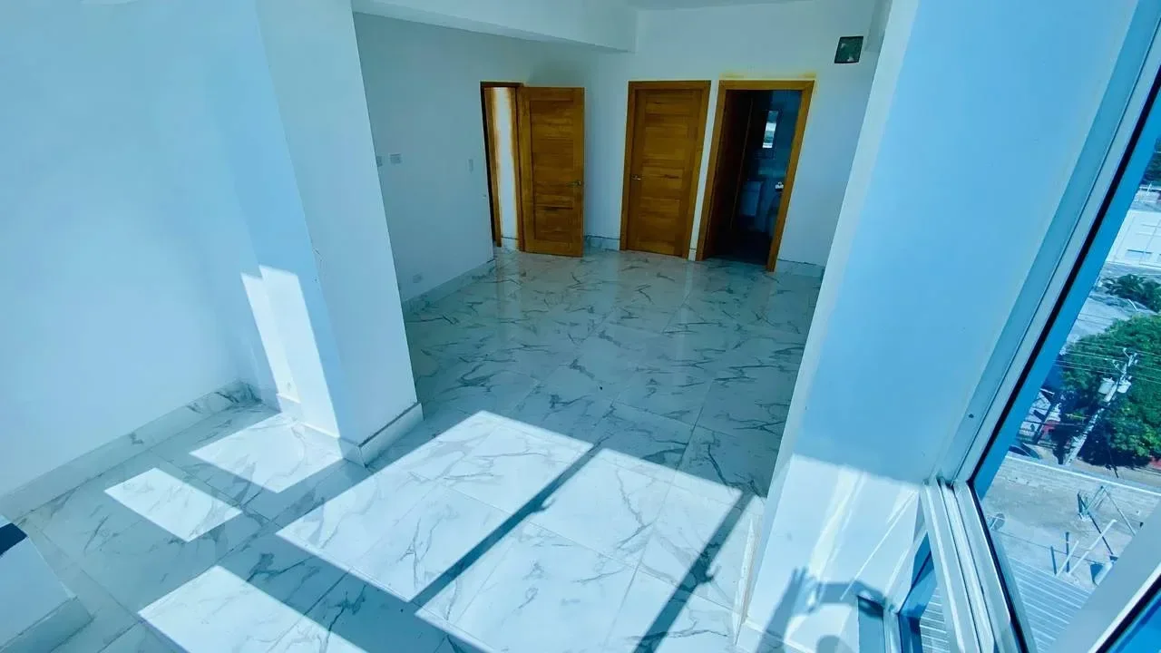 Venta: apartamento en Zona Universitaria, Distrito Nacional - 3