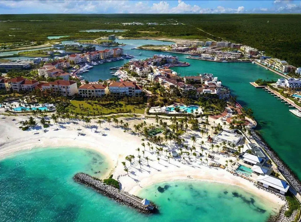 Apartamento en venta — Cap Cana, Punta Cana (3 hab.)