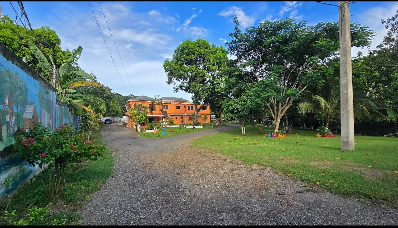 Villa de 15 habitaciones en venta en Caño Grande, Bonao - 2
