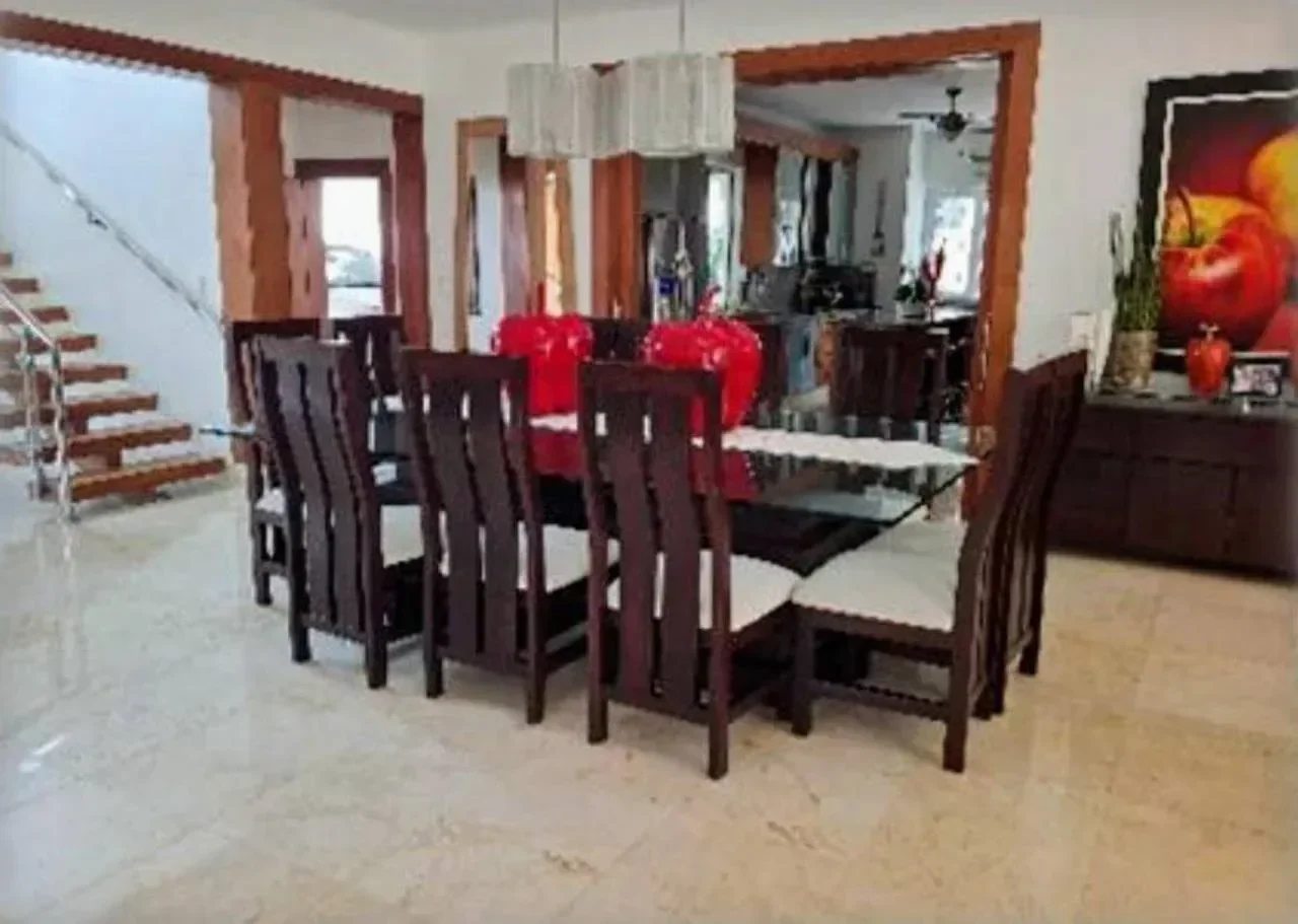 Casa en Las Carmelitas, 669.5 m² en venta - 4