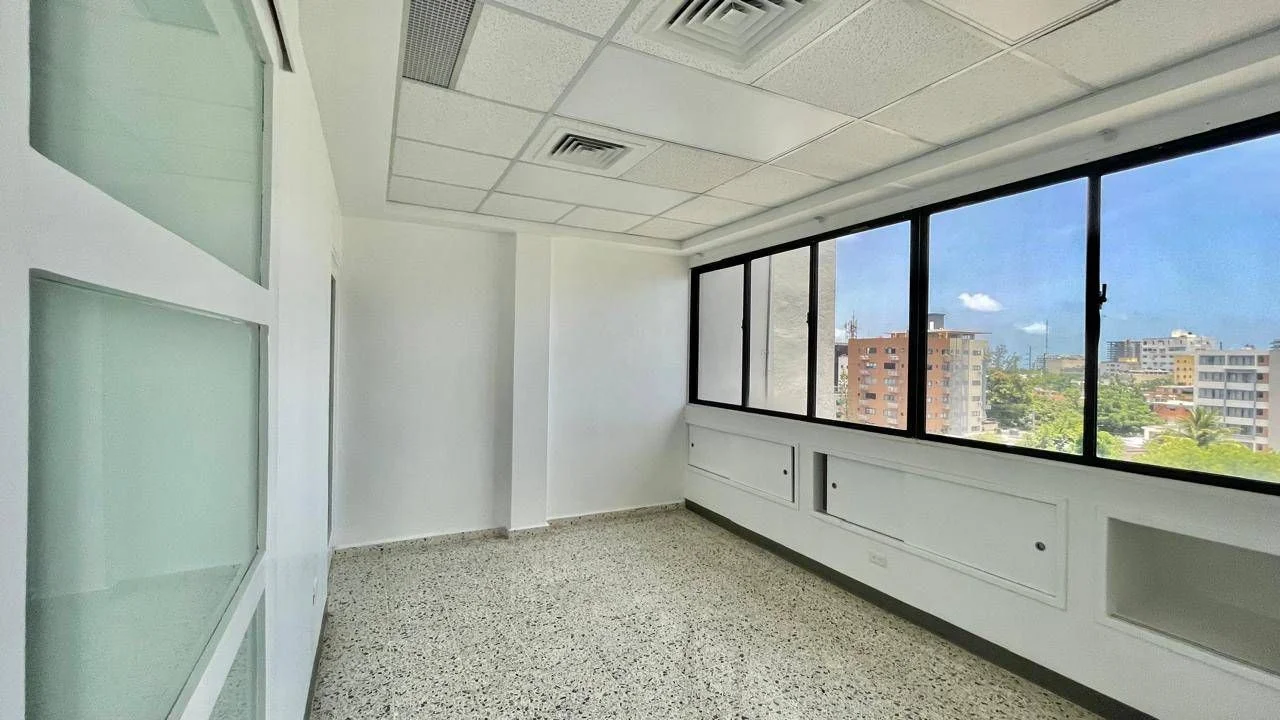 Oficina en alquiler — El Vergel, Santo Domingo D.N. (1 hab.) - 3