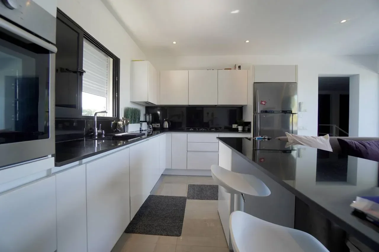 Las Ballenas: appartement 2 ch. · 133.08 m² à vendre - 5