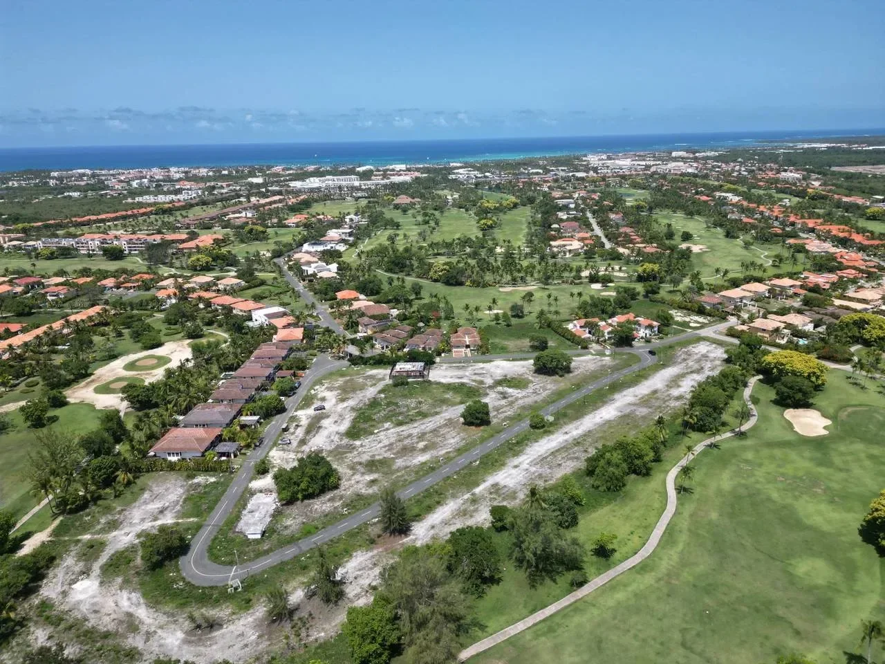 Villa en venta — White Sands, Bavaro (3 hab.) - 2