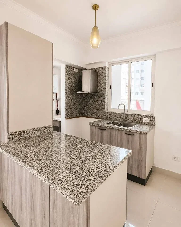 Sale: apartment in Evaristo Morales, Santo Domingo D.N. - 2
