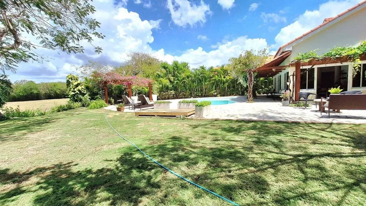 Villa en Juan Dolio en venta - 2