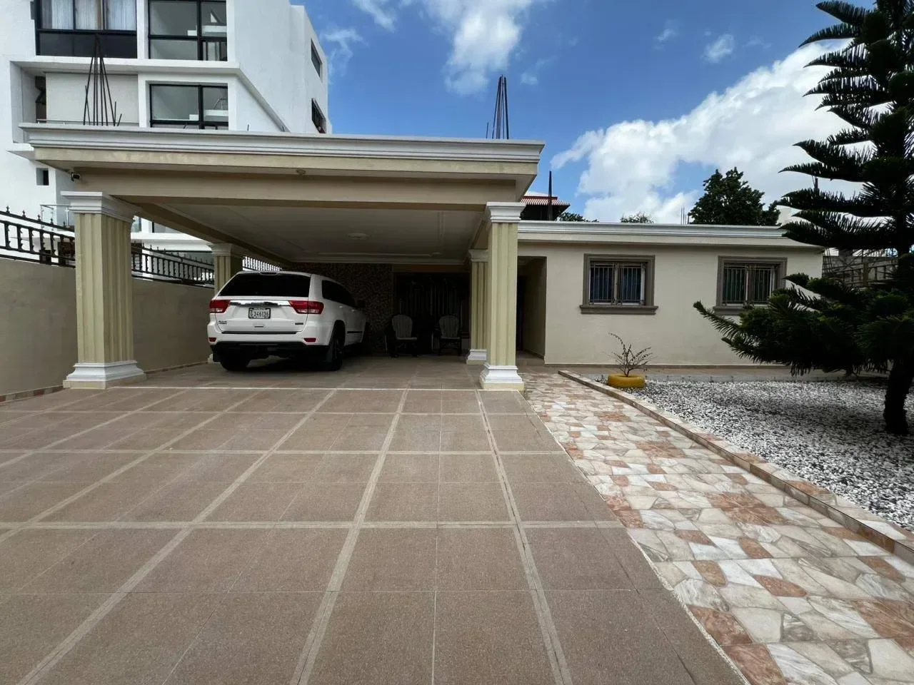 El Embrujo III: casa 3 hab. · 200 m² en venta - 2