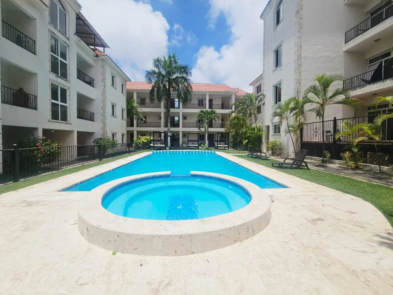 Apartment with 3 bedrooms for sale in Pueblo Bávaro, Bavaro
