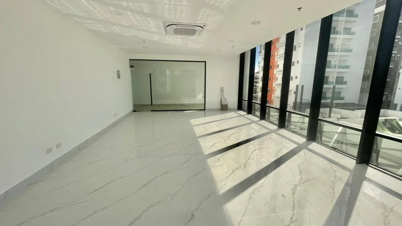 Rental: commercial space in Bella Vista, Santo Domingo D.N.