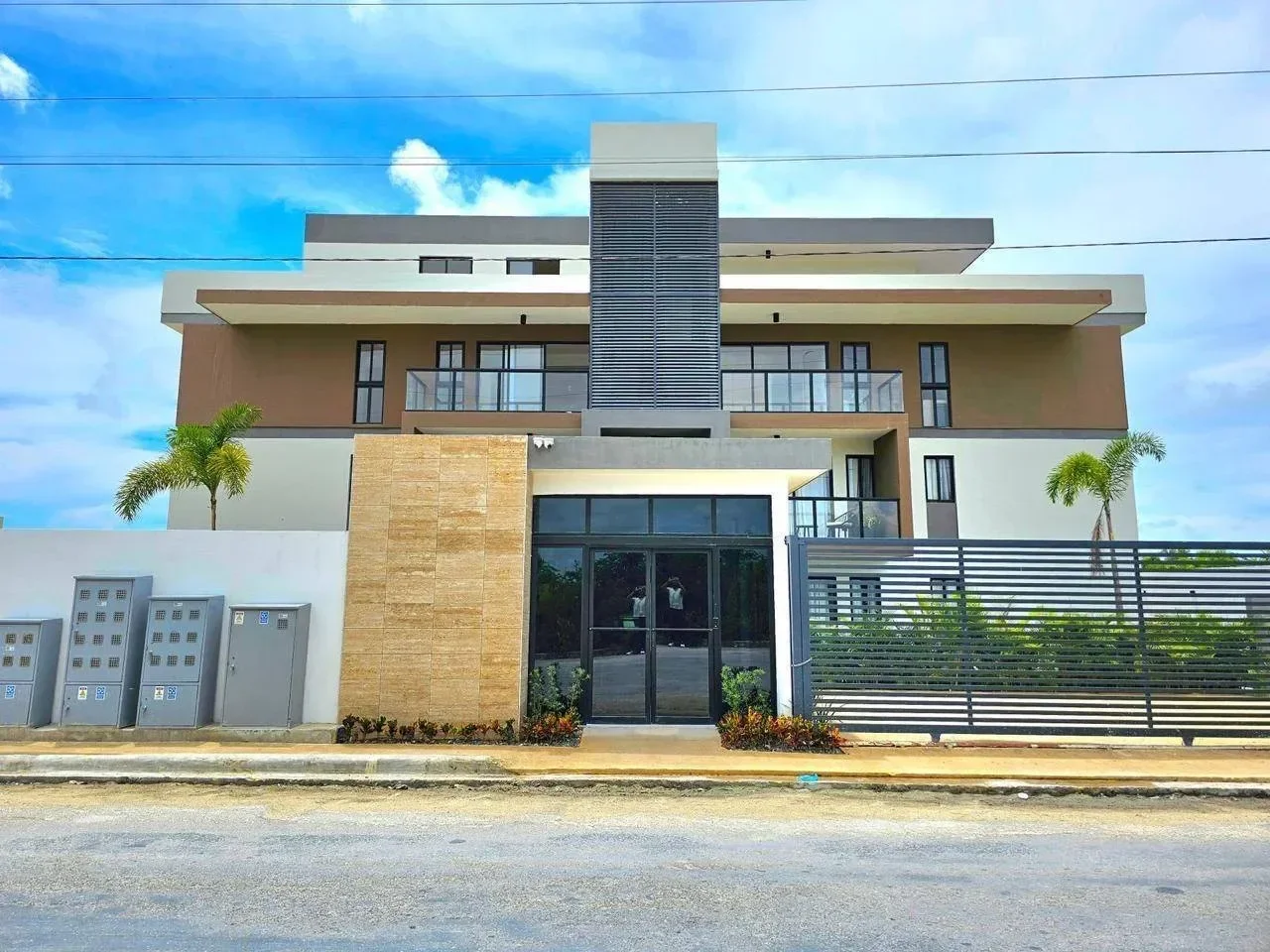 Apartamento de 3 habitaciones en venta en Pueblo Bávaro, Bavaro