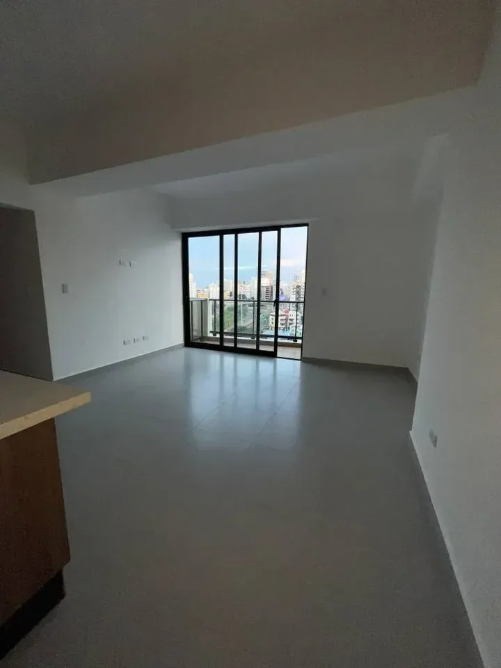 Apartment for rent — Ensanche Naco, Santo Domingo D.N. (2 bed) - 2