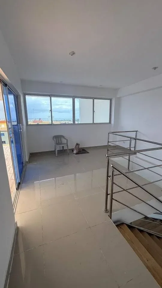 Penthouse en Reparto los Tres Ojos, 151.8 m² en venta - 4