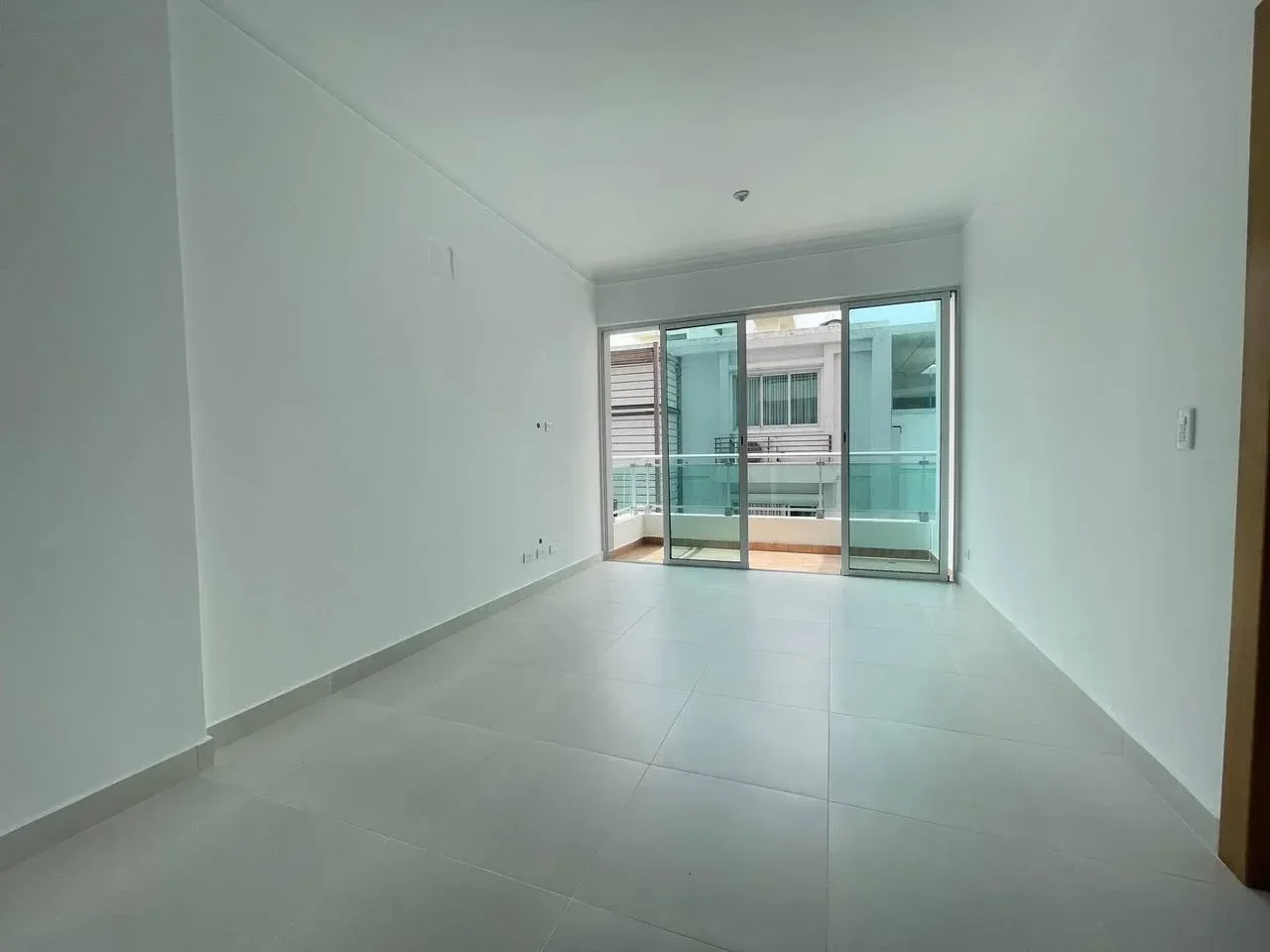 Apartamento en venta — Ensanche Naco, Distrito Nacional (1 hab.) - 5