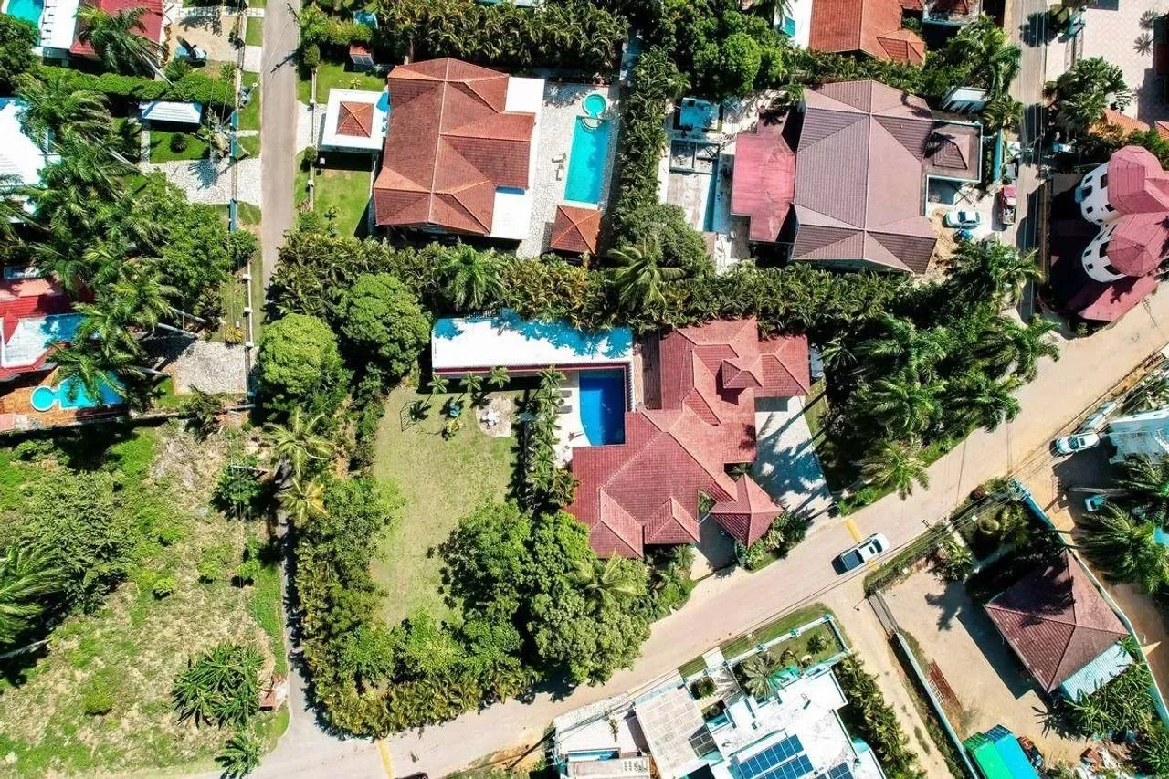 Encuentro Beach: villa 5 hab. · 750 m² en venta - 3