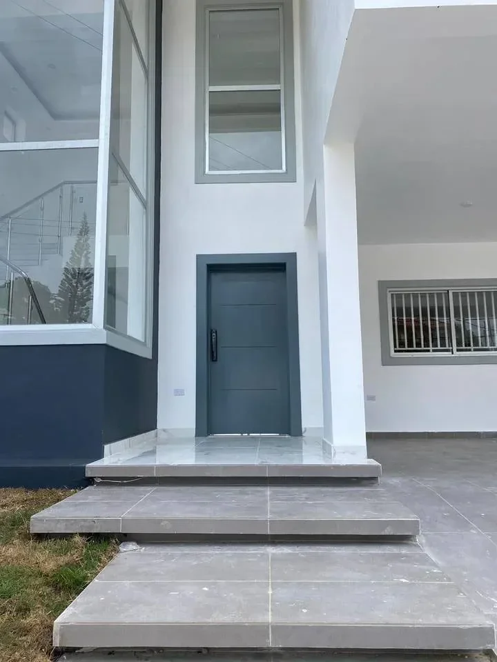El Doral: casa 4 hab. · 315 m² en venta - 3