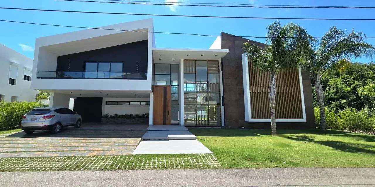 Venta: casa en Punta Cana Village, Punta Cana - 2