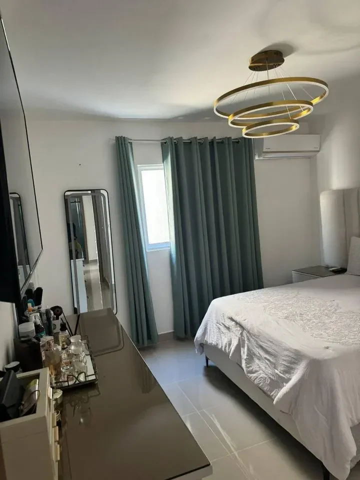 Av. Hispanoamericana: penthouse 3 hab. · 105 m² en venta - 3