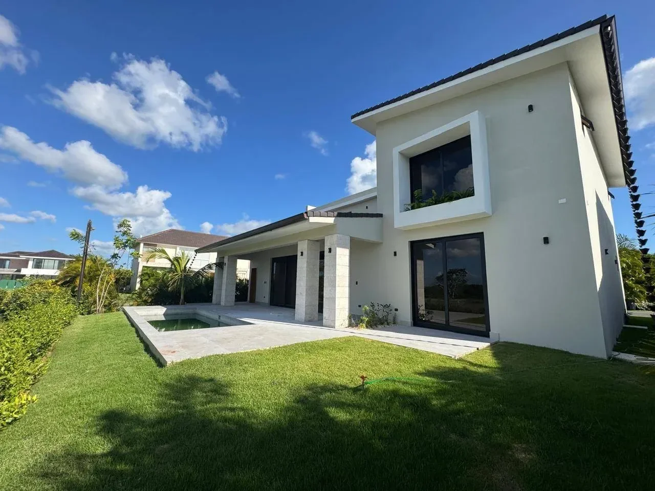 Villa en venta — La Estancia Country Club and Golf Club, San Rafael del Yuma (4 hab.)