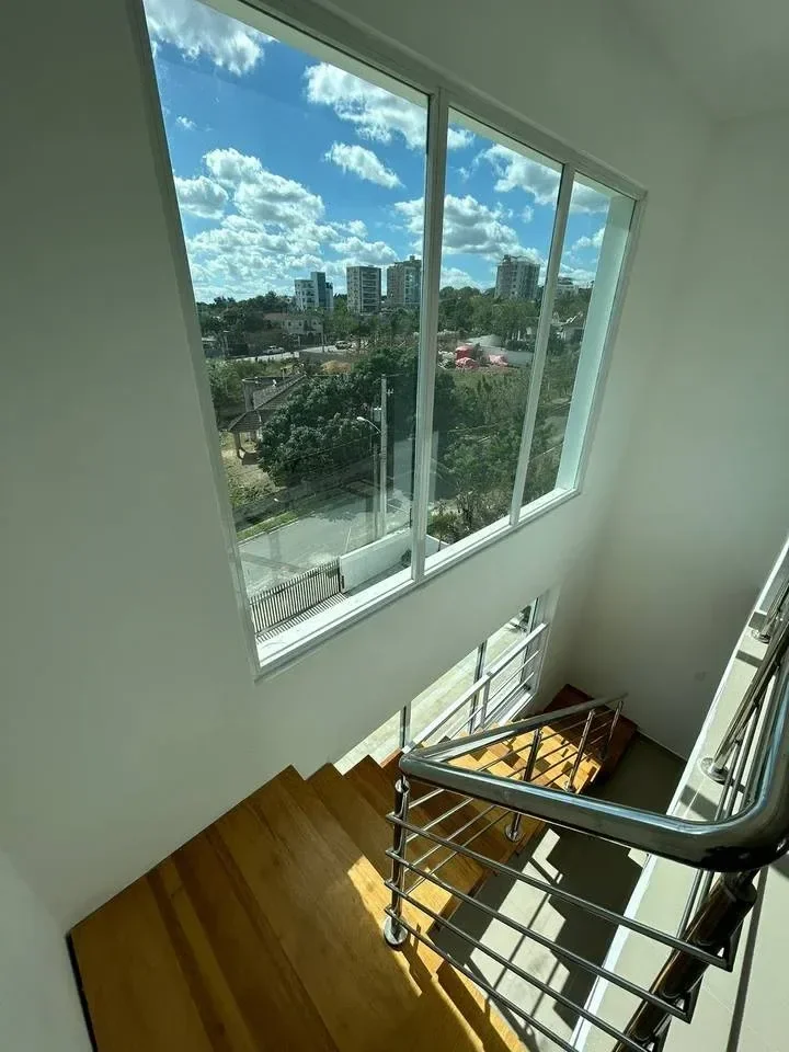 Av. Hispanoamericana: apartamento 3 hab. · 205 m² en venta - 5