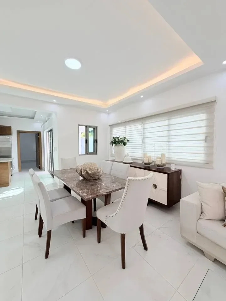 Puerto Plata: casa 4 hab. · 295 m² en venta - 2