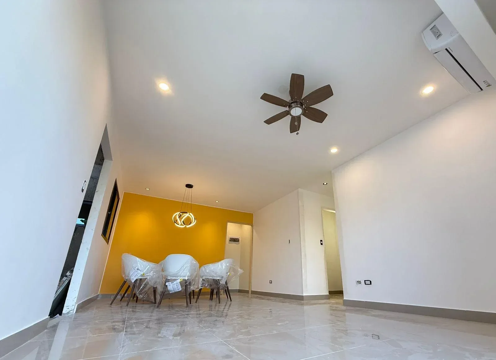 Venta: apartamento en Colinas del Arroyo Ii, Santo Domingo Norte - 2