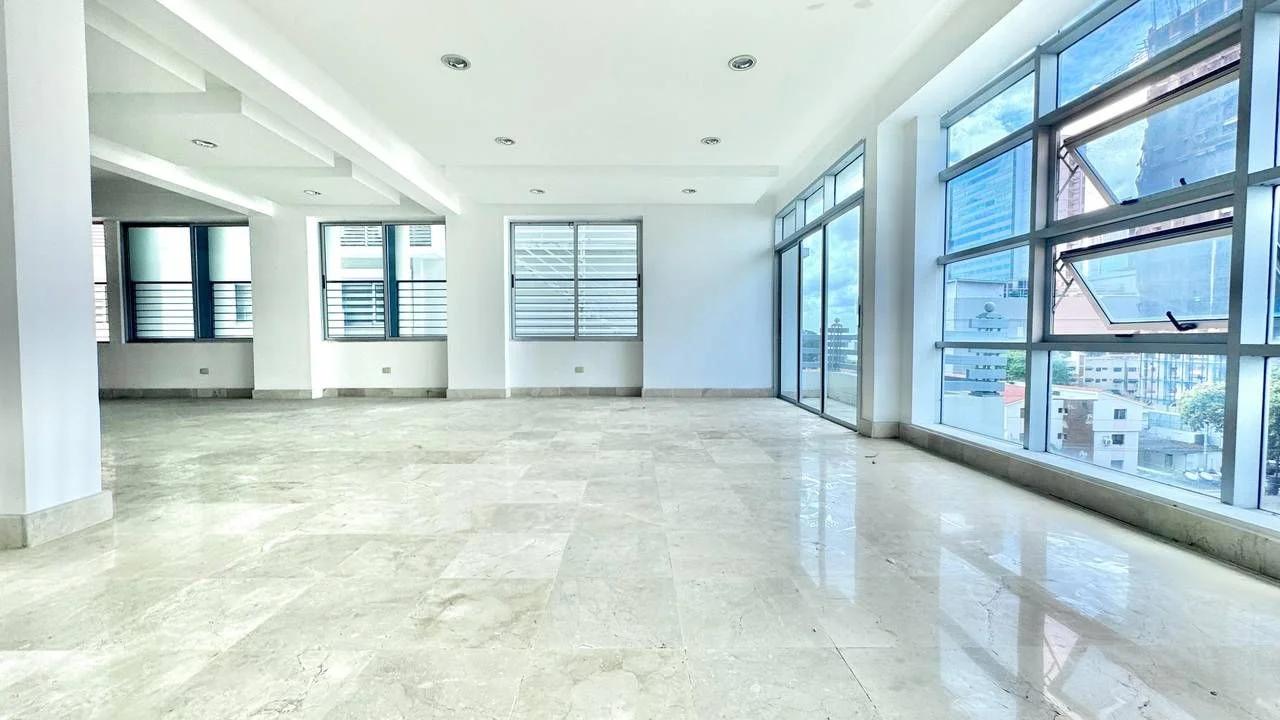 Piantini: apartamento 3 hab. · 318 m² en alquiler
