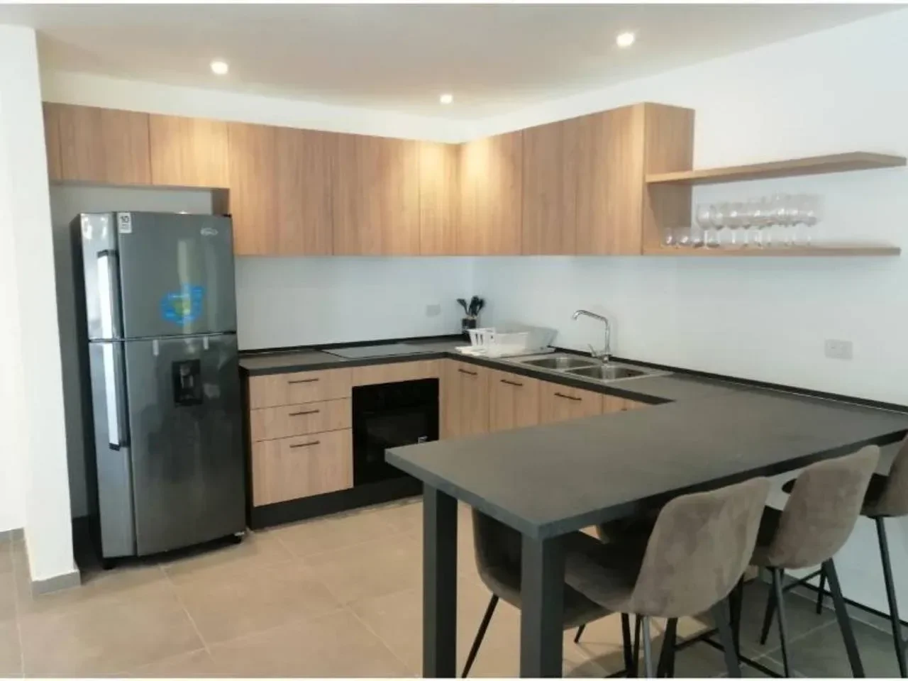 Apartamento de 1 habitaciones en venta en Centro Del Pueblo, Higuey - 4