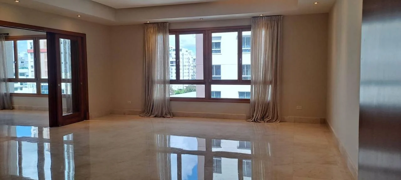 Piantini: apartamento 3 hab. · 471 m² en venta