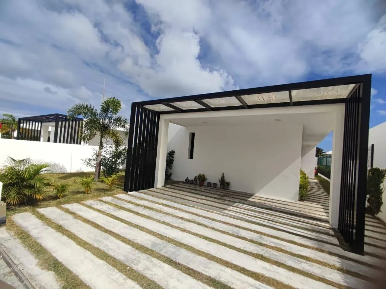 Casa en venta — Residencial Bávaro-Punta Cana, Bávaro (3 hab.) - 2
