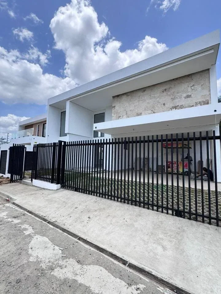 Casa en Santiago, 310 m² en venta - 4