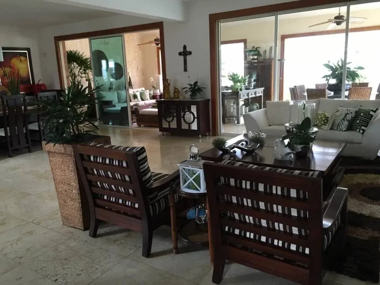 Casa en Las Carmelitas, 669.5 m² en venta