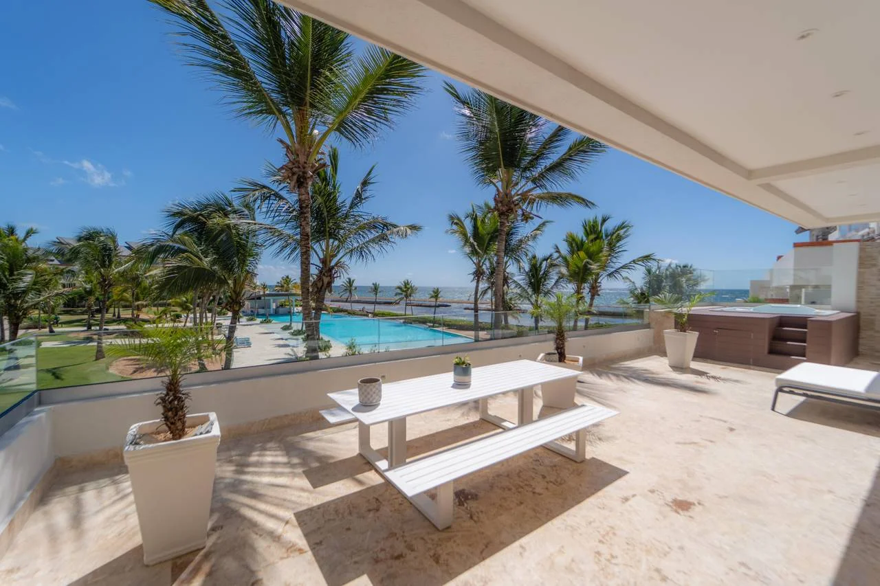 Apartment with 3 bedrooms for sale in Arena Gorda, Bavaro