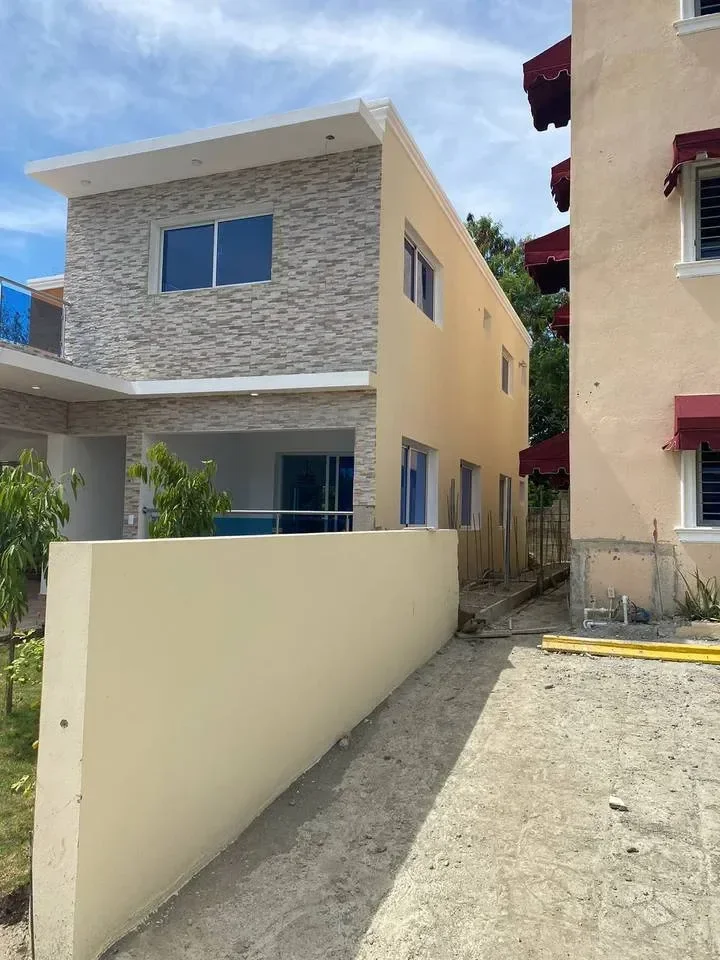 Casa de 4 habitaciones en venta en Ciudad Modelo, Santo Domingo Norte - 2