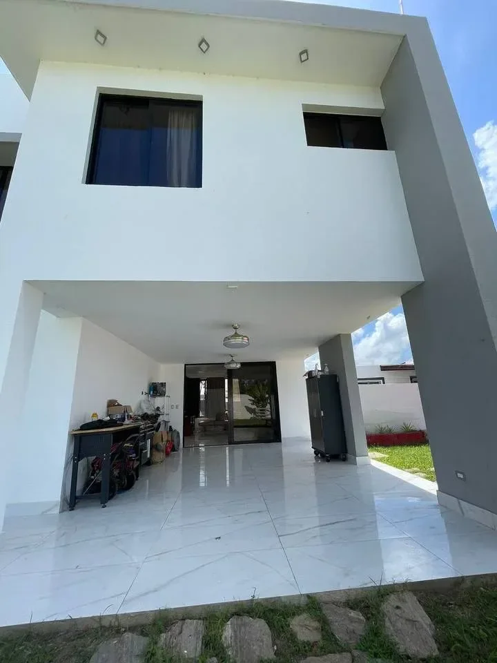 Casa en Llanos de Gurabo, 357 m² en venta - 3